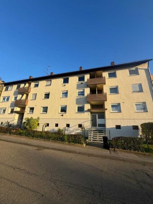 3-Zimmer-Eigentumswohnung mit zwei sonnigen Balkonen und Burgblick in Weinsberg