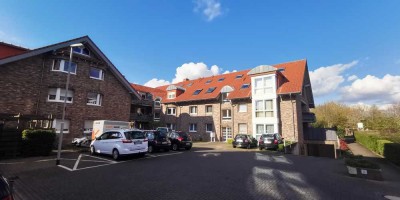 Gepflegte 4 Zimmer-Wohnung mit Terrasse in Pulheim