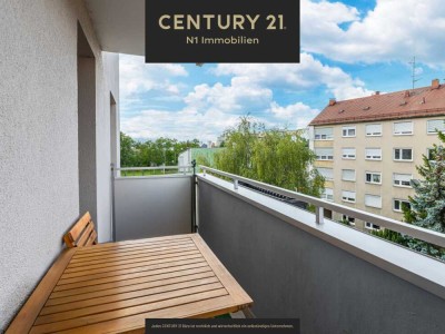 Sonnige 4 Zimmer Wohnung mit Balkon und Stellplatz