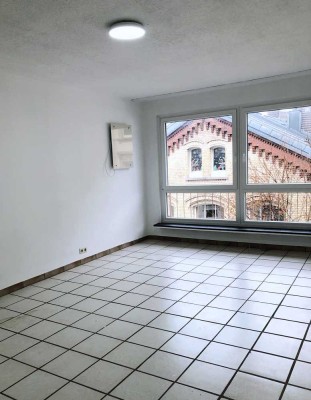 Frisch renovierte 1 Zimmer Wohnung in Wuppertal Oberbarmen • sofort Bezugsfrei