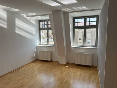 Helle Altbauwohnung im Stadtzentrum Halle