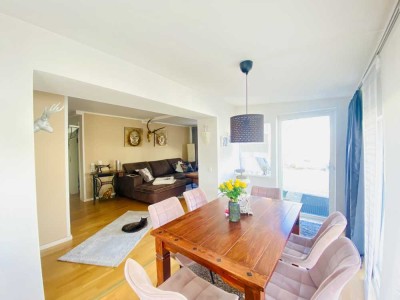 Ab sofort*Wohnen wie im eigenen Haus*Terrassenwohnung* 2-Zimmer-Wohnung*große Terrasse*EBK*Toplage
