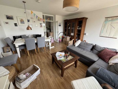 Stilvolle 3-Zimmer-Wohnung mit Balkon und Einbauküche in Hannover