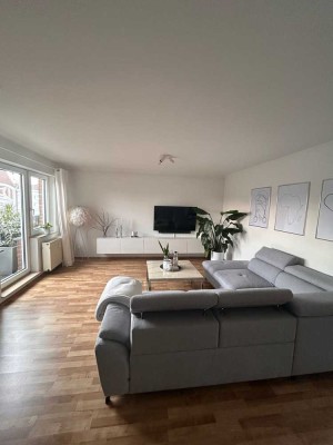 +Ruhig gelegene 2 Zimmer DG-Wohnung mit ca. 64 QM+Balkon+gepflegte Gartenanlage+