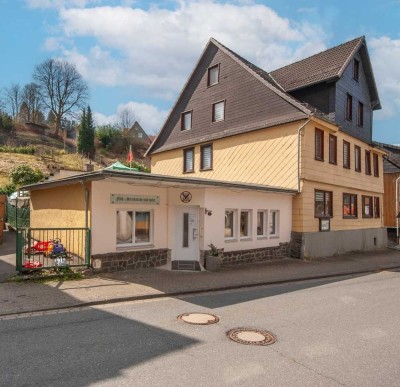 Geräumiges Anwesen mit Ladengeschäft im Herzen des Harzes