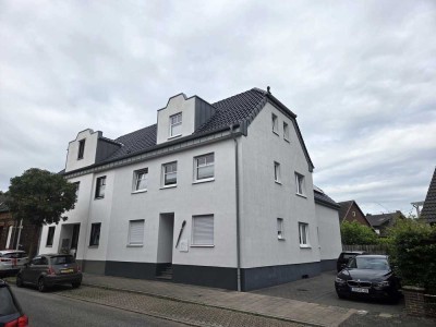 Moderne Maisonettewohnung mit 5 Zimmern und Garten