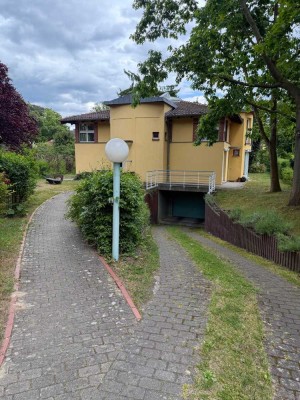 Außergewöhnliche 2-Zimmer Wohnung in Konradshöhe