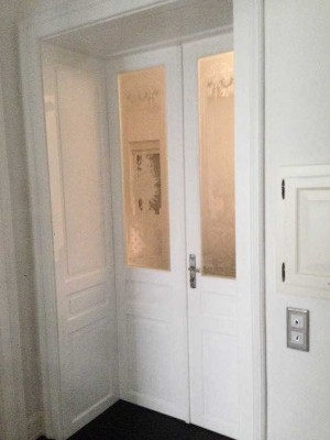 Pempelfort Altbauwohnung Sehr schöne 2 Zi. off. Wohküche weiße Einbauküche Diele Bad Terrasse/Garten