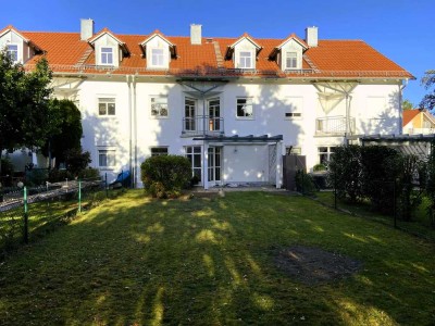 Schönes, geräumiges Reihenmittelhaus mit Garage und blickdichtem Süd-/Westgarten