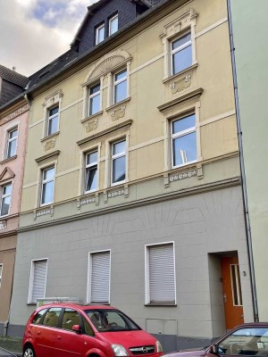 Schöne, ruhige  3 Zimmer Wohnung in Stadtnähe 80 m2