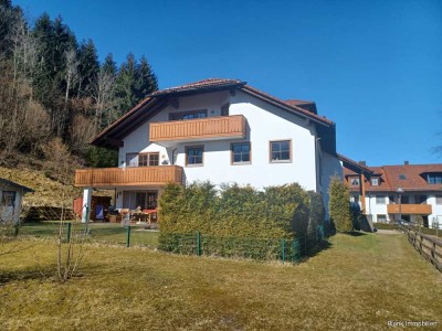 Helle 3,5 Zimmer Wohnung mit Südwest-Balkon, TG, Außenstellplatz und Küche - in Wiggensbach