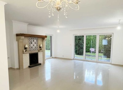 Familienfreundliches Einfamilienhaus mit Einliegerwohnung, Vollkeller + Garage - umfassend saniert -