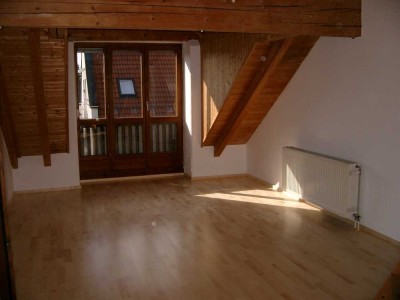 Außergewöhnliche 2,5 Dachgeschosswohnung inkl. Gallerie