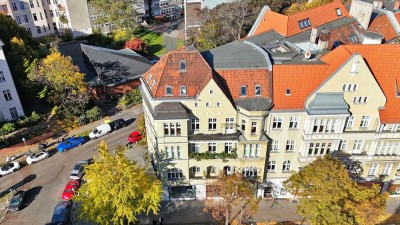 Bezugsfertige 3 Zimmer Dachgeschosswohnung mit Aufzug und Dachterrasse in Berlin-Friedenau
