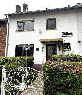 Solides Reihenmittelhaus sucht neue Eigentümer!