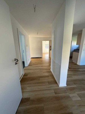 Helle 4-Zimmer Dachgeschosswohnung mit Balkon in Bösingen