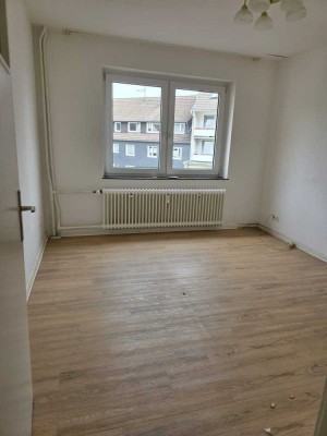 Schöne günstige Wohnung!!!!!!