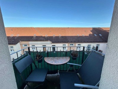 Zwischenmiete: Möblierte 2-Zimmer-Wohnung mit Balkon in Ottensen/Bahrenfeld