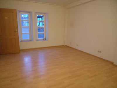 1 ZKB - hübsches Hofensemble in Lahntal-Sarnau