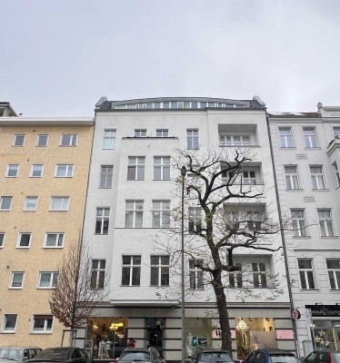 2 Zimmer Altbauwohnung  im Herzen von Wilmersdorf