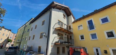 gemütliche 2,5-Zimmer- Wohnung im EG mit Terrasse und Blick Nahe der Altstadt