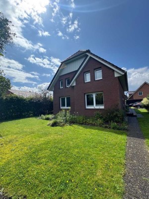 TOP Einfamilienhaus 4 Zi./130m², 2 Bäder,
Garage auf ca. 1.300 m² Grundstück im
Speckgürtel von HH