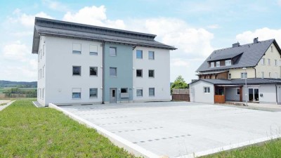 NEUBAU - KfW-Haus: Großzügige 3-Zi-EG-Whg mit Terrasse - frei ab 1.8.