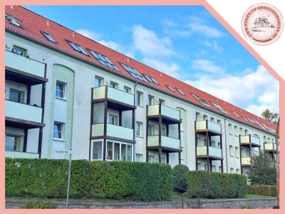 Bezugsfreie 4-Raum-Wohnung mit Balkon, Kellerraum und Pkw-Stellplatz