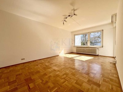 BAD HOMBURG: Charmante 3 Zimmerwohnung mit Loggia in begehrter zentraler Wohnlage
