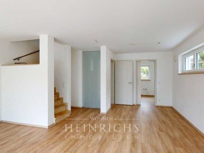 Viel Platz zum Leben: attraktives Reiheneckhaus auf vier Ebenen in gepflegter Wohnlage