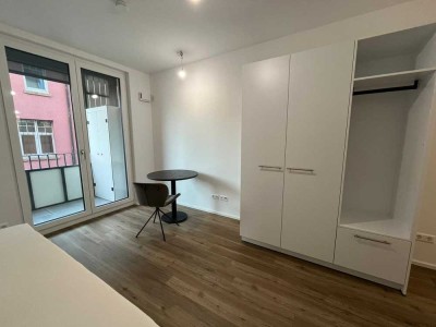 Voll möblierte Ein-Zimmer Wohnung mit Balkon & Einbauküche