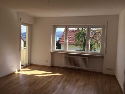 Sonnige 4-Zimmer Wohnung mit Balkon und EBK in Grenzach-Wyhlen