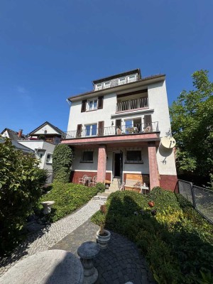Großzügiges Wohnen mit vielen Möglichkeiten – Familienparadies mit Potenzial in Selters (Taunus)