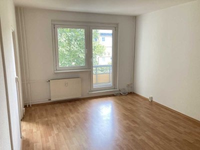 Einraumwohnung mit Balkon...!