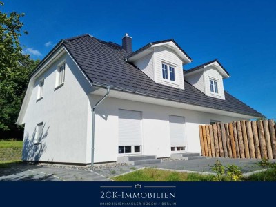 Frühstück im Clubhaus? Neubau Doppelhaushälfte, Erstbezug, Blick auf den Golfplatz inklusive!