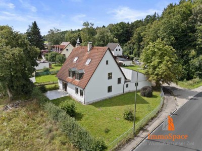 KAUFZUSAGE! *** EIN- BZW. ZWEIFAMILIENHAUS MIT GARTEN, BALKON, TERRASSE & POTENZIELLEN BAUPLATZ ***