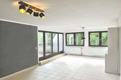 Wunderschöne Wohnung - zwei Balkone und Blick ins Grüne