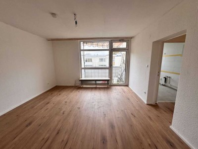 Sanierter Rückzugsort mit Balkon & Stellplatz – Stilvolle 2-Zimmer-Wohnung im grünen Süden Berlins