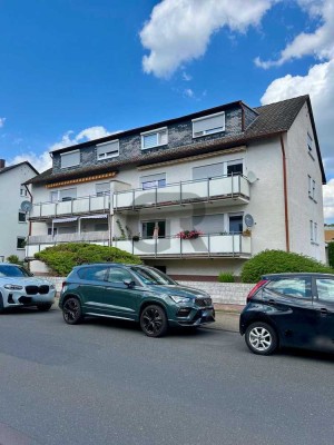 Attraktive 3-Zimmer-Dachgeschosswohnung in Obertshausen – Nah am S-Bahn und Freizeitbad