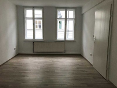 Renovierte 2-Zimmer-Wohnung für Singles - ab sofort frei