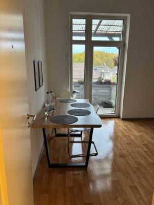 Tolle 3- Zimmer-Wohnung mit Balkon in Duisburg-Rheinhausen