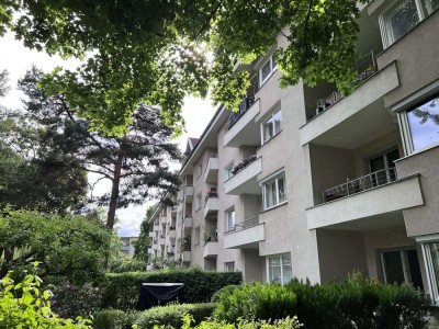 provisionsfrei – Sanierte 3-Zimmer-Wohnung mit Süd-Balkon in ruhiger Lage von Lankwitz