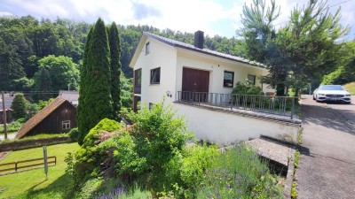Geräumiges Einfamilienhaus in schöner Ortsrandlage mit Ausblick in Horb-Mühringen