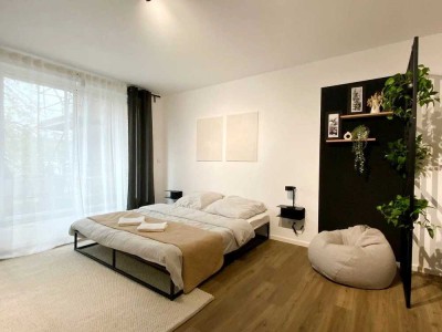 Stilvolle Wohnung mit Innenausstattung, Balkon und EBK in Ratingen