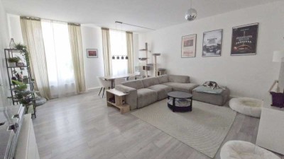 Schöne, extrem großzügige  3,5 Zi- Wohnung (plus 2 Zimmer) mit Einbauküche im Herzen von Bingen