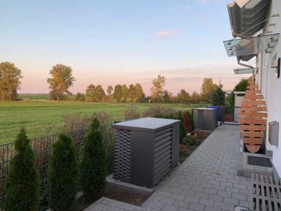 Neuwertige DHH (KfW 55/Bj. 2021)  in Buchloe v. privat