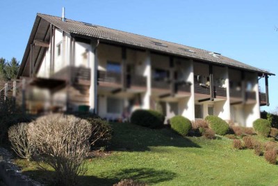 5,5 % Bruttomietrendite - Gut vermietetes Terrassen-Apartment in Parkwohnlage!