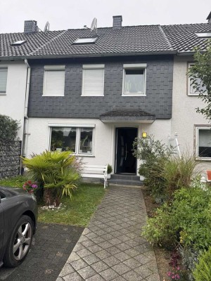� Modernes Massiv-Reihenmittelhaus, Heiligenhaus - Maklerfrei, familienfreundlich & bezugsbereit