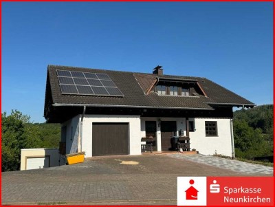 Charmantes Einfamilienhaus
mit Einliegerwohnung