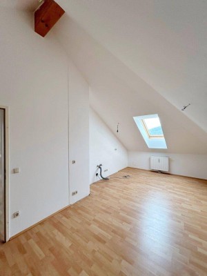 PREISWERT UND ZENTRAL - 2 ZIMMER WOHNUNG DIREKT IM ORT - JETZT 2 MONATE MIETFREI SICHERN